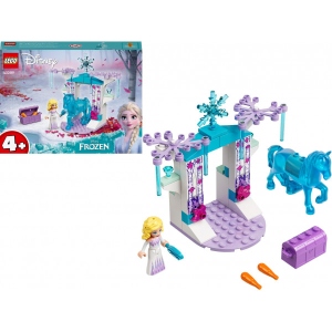 Уцінка - Конструктор LEGO Disney Princess Ельза та крижана конюшня Нокка (43209)