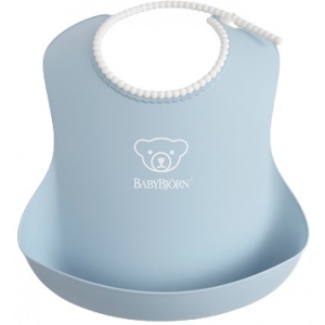 Нагрудник силіконовий Baby Bjorn м'який Baby Bib, блакитний, від 4 міс. (7317680463678) замовити в Україні