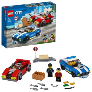 Конструктор LEGO City Арешт на шосе (60242)