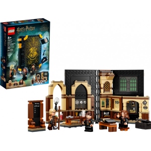 Конструктор LEGO Harry Potter TM У Гоґвортсі: уроки захисту від темних мистецтв (76397)