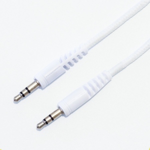 Кабель 3.5 мм -3.5 мм XQISIT Audio Cable 3,5mm to 3,5mm White (4029948026954) в Києві