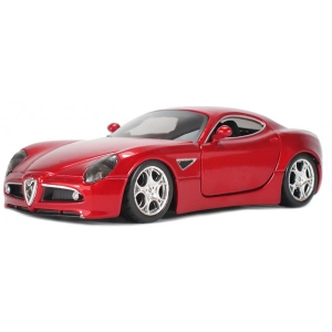 Колекційна машинка 1:32 Bburago Alfa 8C Competizione (2007) (червоний металік, 1:32) (18-43004)