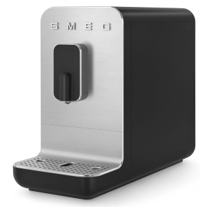 Кавомашина Smeg BCC01BLMEU