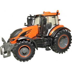 Колекційна сільськогосподарська техніка Britains Трактор Valtra T245 1:32 (43273)
