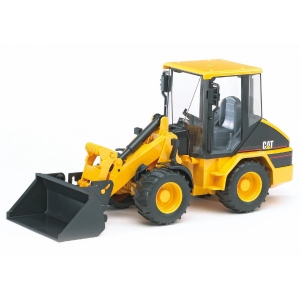 Наземна будівельна техніка BRUDER Дорожній навантажувач CAT, М1: 16 (02441)