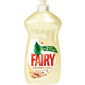 Засіб для ручного миття посуду Fairy Нежные руки Ромашка и Витамин Е 500 мл (5413149477728)