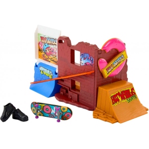 Ігровий набір Hot Wheels "Перше тренування" серії "Скейти" (в ас.) (HGT91)