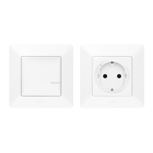 Стартовий набір для управління приладами Legrand Valena Life with Netatmo Smart-розетка + smart-выключатель Белый (752154)