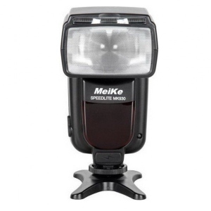 порівняти ціни на Фотоспалах до фотокамери Meike Nikon 930n (SKW930N)