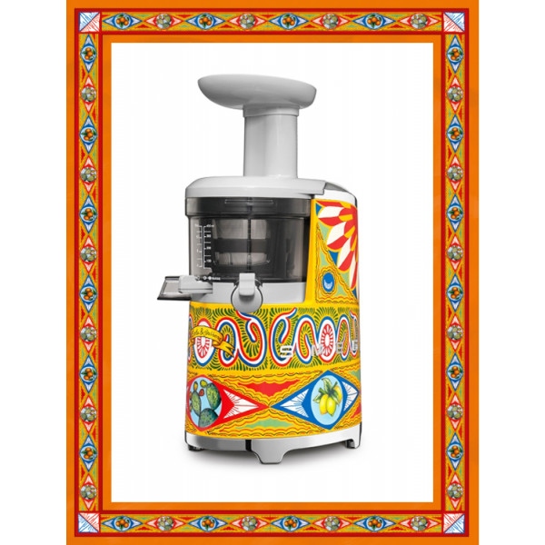 Соковижималка шнекова Smeg SJF01DGEU