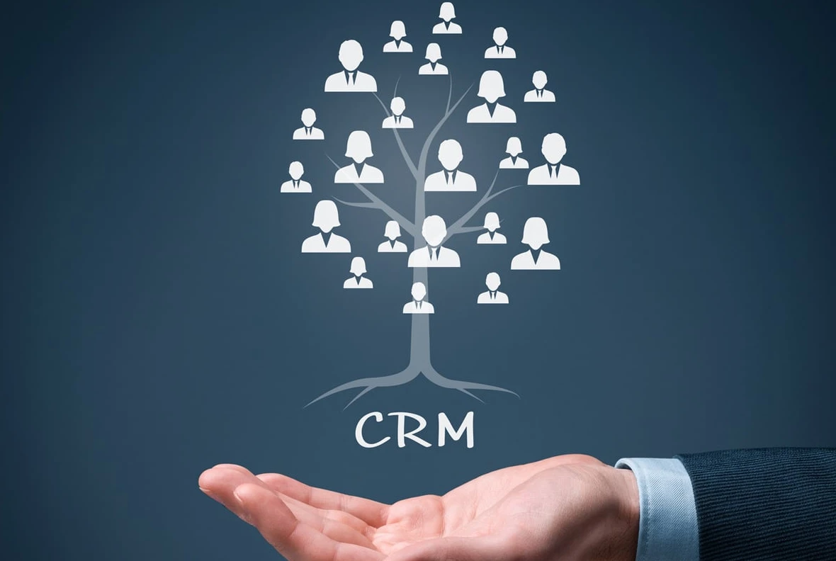 CRM для стартапів: мінімальний набір функцій для швидкого старту