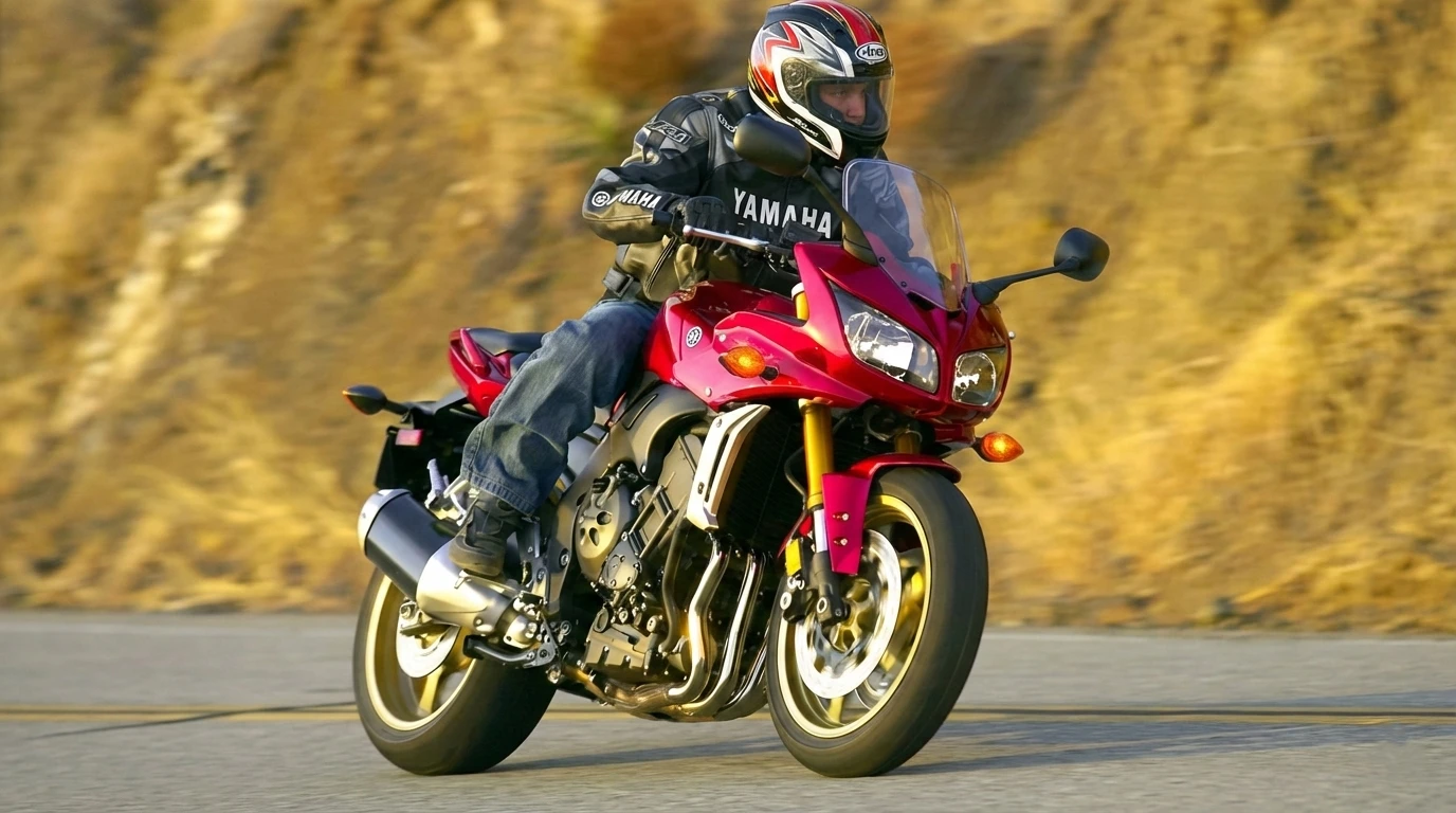 Какие самые популярные дорожные мотоциклы?