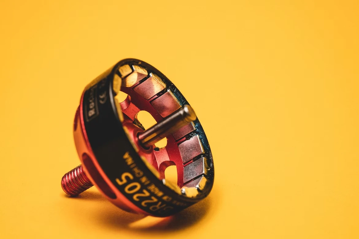 Мотори для FPV-дрона: як вибрати і не пошкодувати