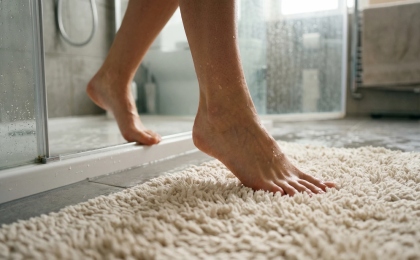 Практичные советы по выбору набора ковриков для ванной